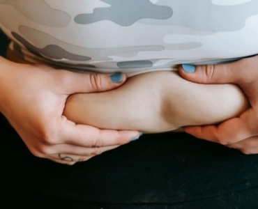 W zgodzie z naturą: 9 prostych kroków do szczuplejszego brzucha (bez drakońskich diet)